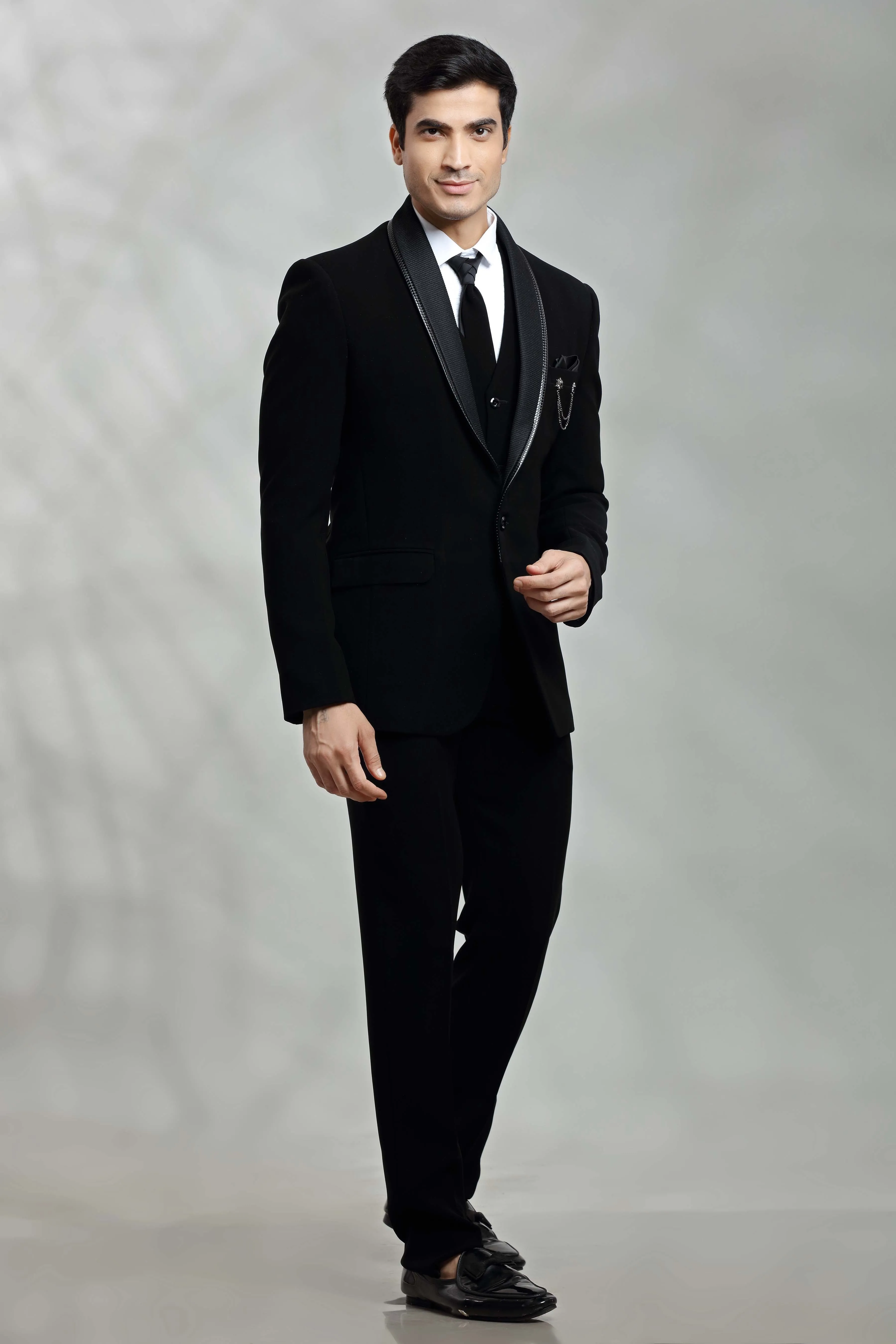 Black Tuxedo Set with Vest, Shirt, Pants and Classic Tie