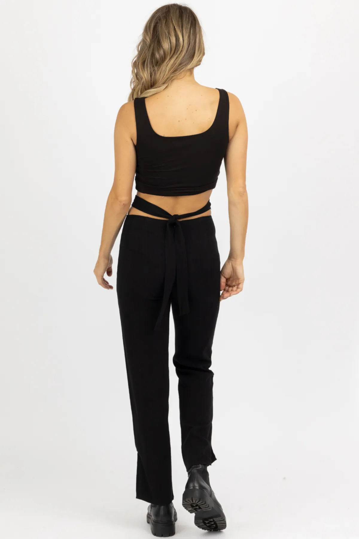 BLACK WAIST CUTOUT TIE-BACK PANT