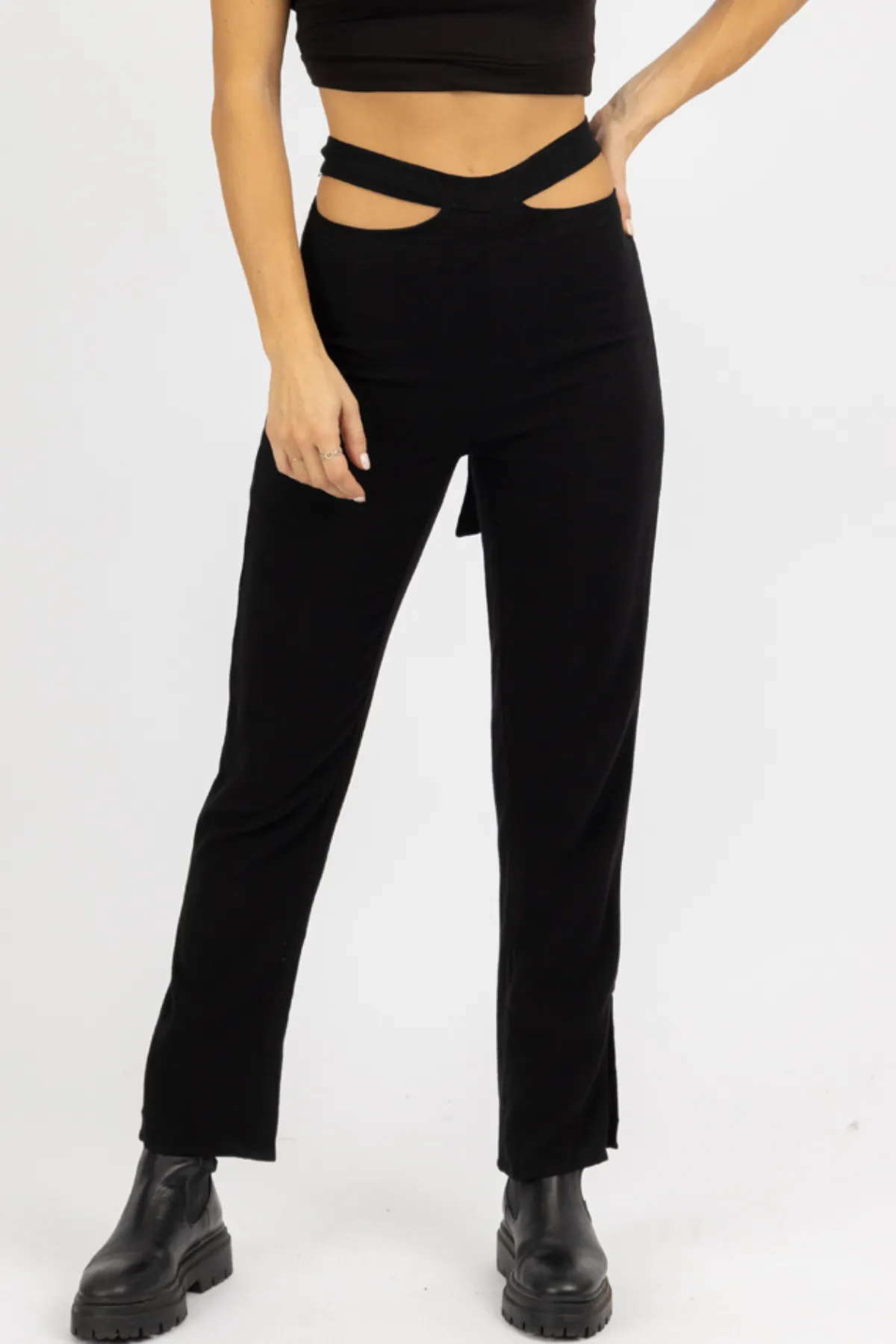 BLACK WAIST CUTOUT TIE-BACK PANT