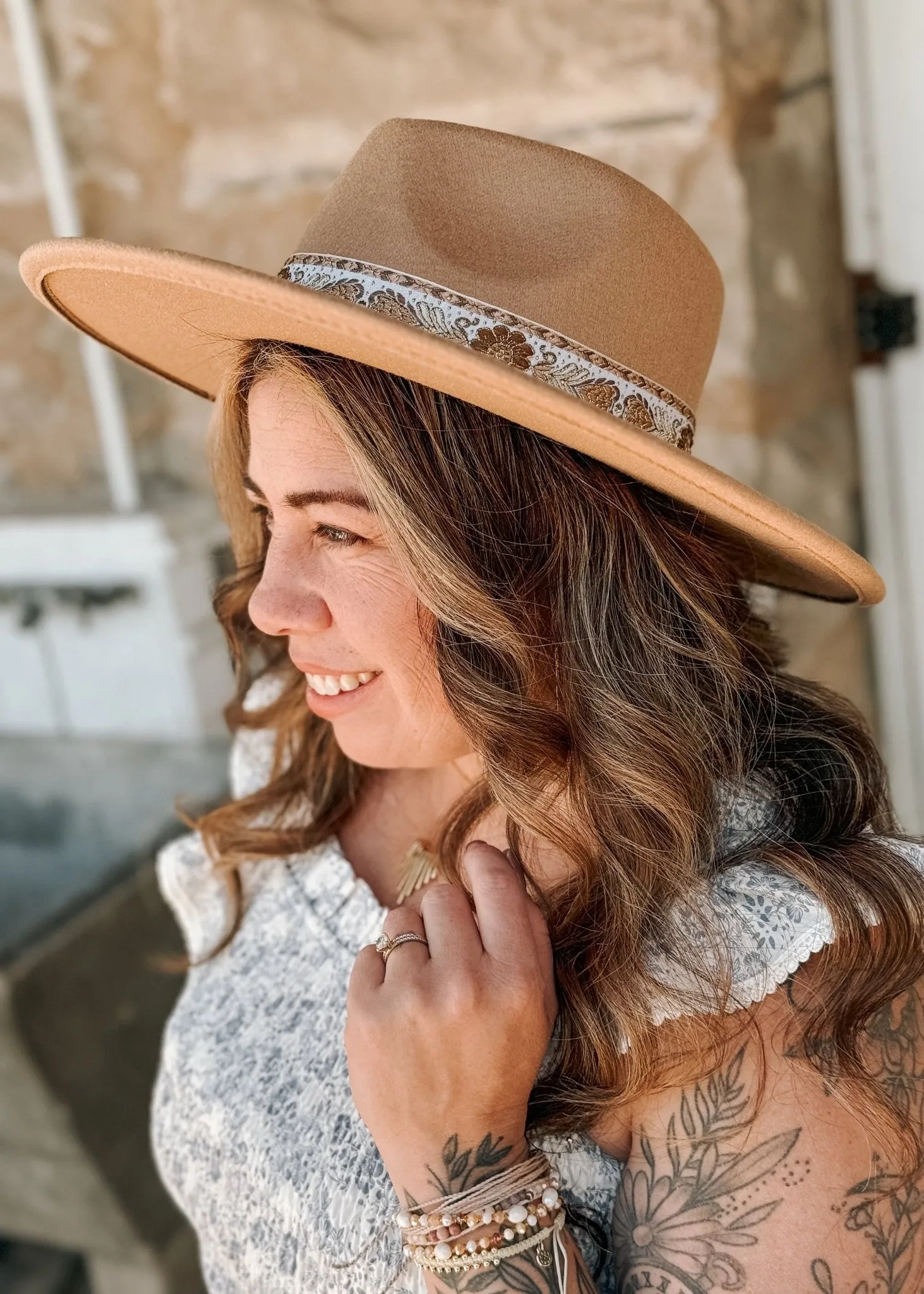 Ciao, Amore Wide Brim Felt Hat - Tan